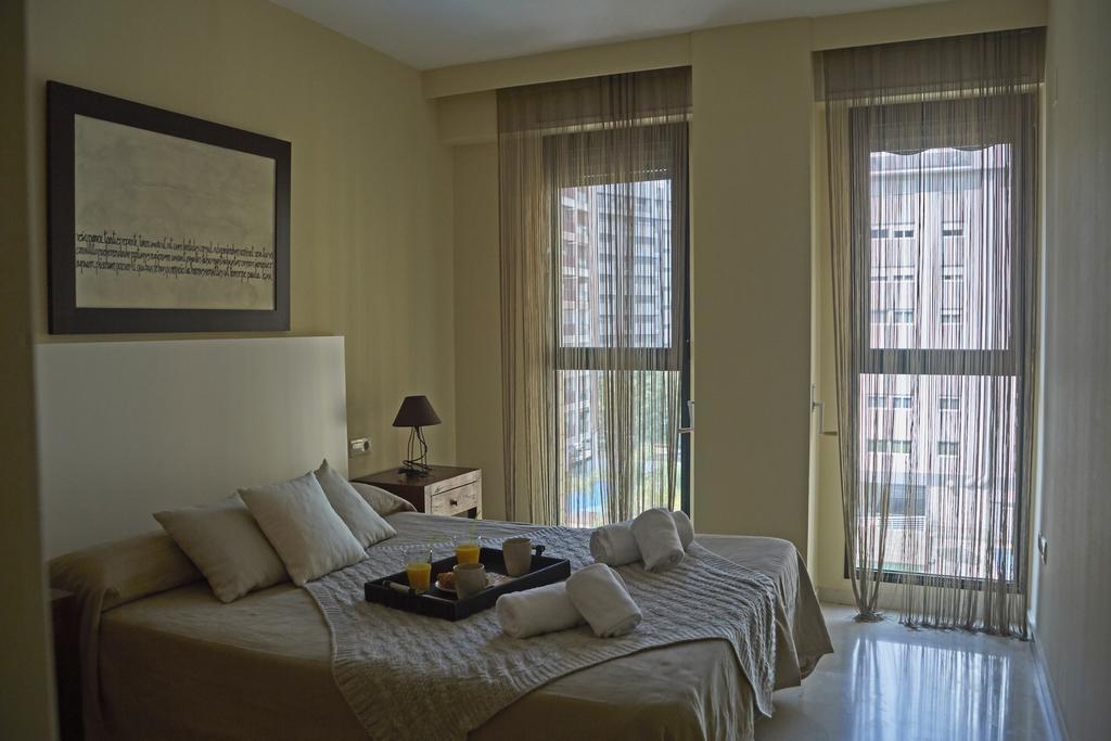 Apartup Concorde Valencia Exterior photo